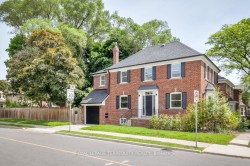 Lower-674 Eglinton Avenue E Toronto, ON M4G 2K5