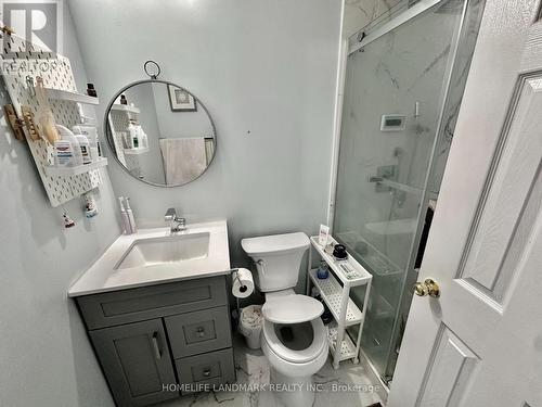 9 Eby Way, Markham, ON - Indoor Photo Showing Bathroom
