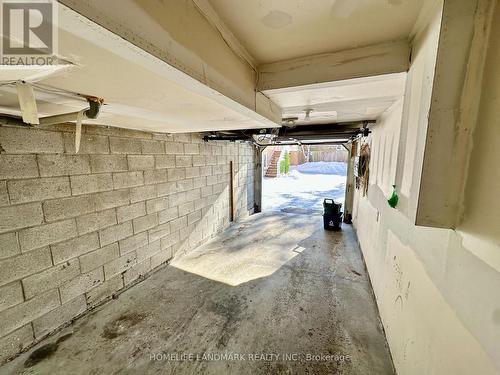 9 Eby Way, Markham, ON - Indoor