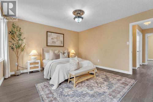760 Guildwood Boulevard, London North, ON - Indoor Photo Showing Bedroom