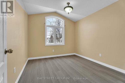 760 Guildwood Boulevard, London North, ON - Indoor Photo Showing Other Room