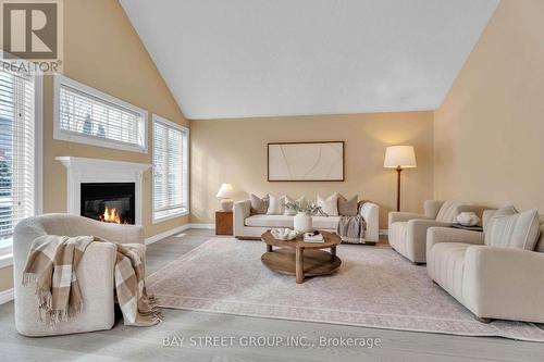 760 Guildwood Boulevard, London North, ON - Indoor Photo Showing Living Room With Fireplace