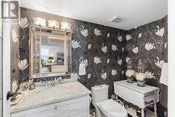 Powder room - 