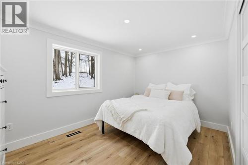 220 5Th Line, Caledonia, ON - Indoor Photo Showing Bedroom