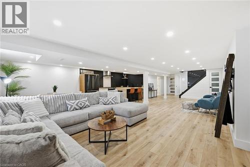 220 5Th Line, Caledonia, ON - Indoor Photo Showing Living Room