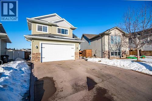 53 Portway Close, Blackfalds, AB - Outdoor