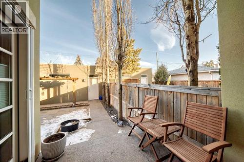 2810 25A Street Sw, Calgary, AB - Outdoor