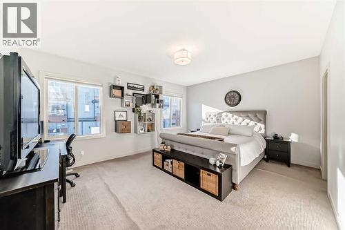 743 Shawnee Drive Sw, Calgary, AB - Indoor Photo Showing Bedroom