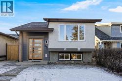 352 Abinger Crescent NE  Calgary, AB T2A 6L3