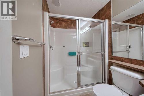 242, 52 Cranfield Link Se, Calgary, AB - Indoor Photo Showing Bathroom