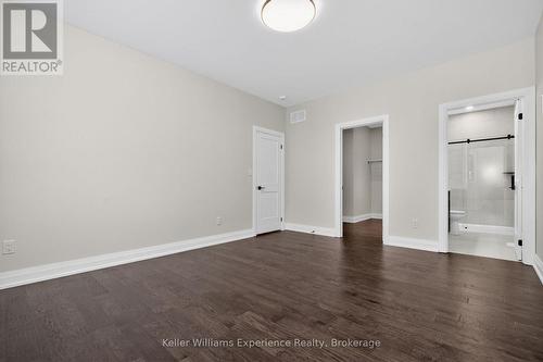 62 Rue Vanier, Tiny, ON - Indoor Photo Showing Other Room