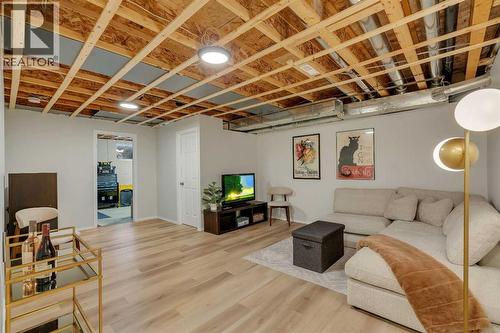 86 Eversyde Common Sw, Calgary, AB - Indoor