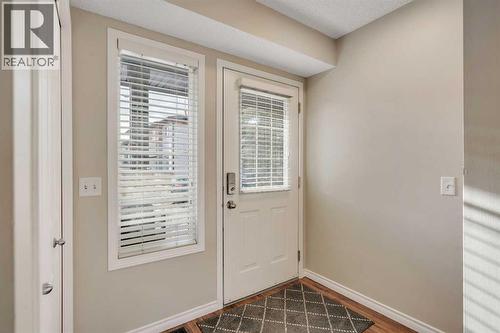 86 Eversyde Common Sw, Calgary, AB - Indoor Photo Showing Other Room