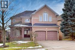 50 WINEGARDEN Trail  Dundas, ON L9H 7M2