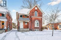 104 WILLIAM Street  Brantford, ON N3T 3L1