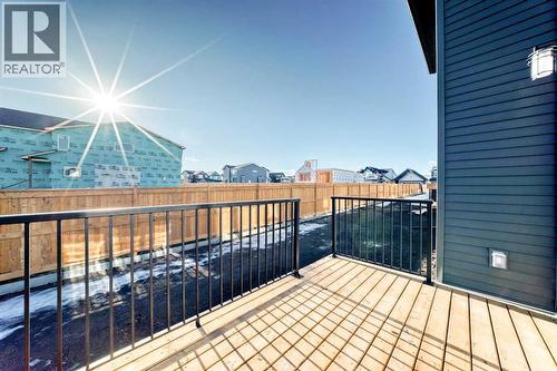 63 Creekside Path Sw, Calgary, AB - Outdoor