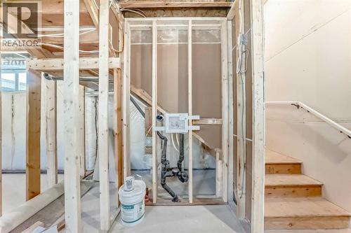 63 Creekside Path Sw, Calgary, AB - Indoor