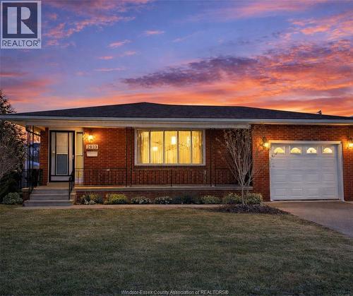 2920 LLOYD GEORGE BOULEVARD  Windsor, ON N8T 2V1