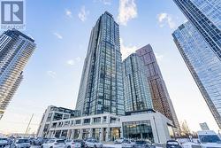 2001 - 2900 HIGHWAY 7  Vaughan, ON L4K 0G3