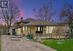 LOWER - 65 OTTAWAY AVENUE  Barrie, ON L4M 2X1