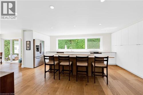 912 Boothman Avenue, Burlington, ON - Indoor