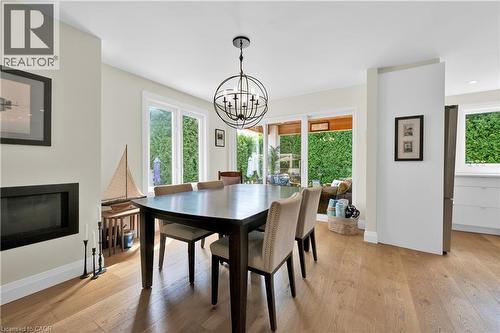 912 Boothman Avenue, Burlington, ON - Indoor Photo Showing Dining Room