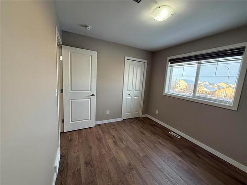 404 25 Tim Sale Drive, Winnipeg, MB - Indoor Photo Showing Other Room