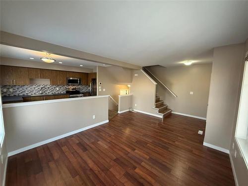 404 25 Tim Sale Drive, Winnipeg, MB - Indoor