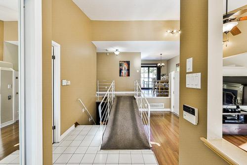 Hall d'entrée/Vestibule - 290 Rue Du Grand-Coteau, Sainte-Julie, QC 