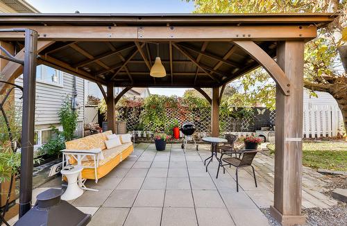 Cour - 290 Rue Du Grand-Coteau, Sainte-Julie, QC 