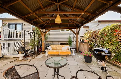 Cour - 290 Rue Du Grand-Coteau, Sainte-Julie, QC 