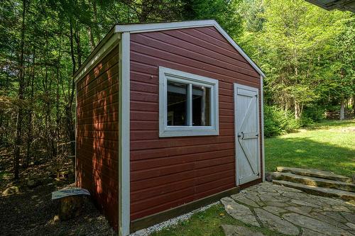 Remise - 525 Rue Des Cyprès, Sainte-Adèle, QC - Outdoor With Exterior