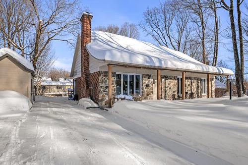 4121 Rue D'Estrées  Québec (La Haute-Saint-Charles), QC G2A 3R4