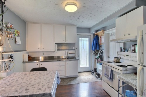 Vue d'ensemble - 1063  - 1070 2E Avenue, Val-D'Or, QC - Indoor Photo Showing Kitchen