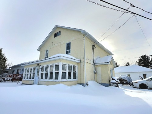 Façade - 1063  - 1070 2E Avenue, Val-D'Or, QC - Outdoor