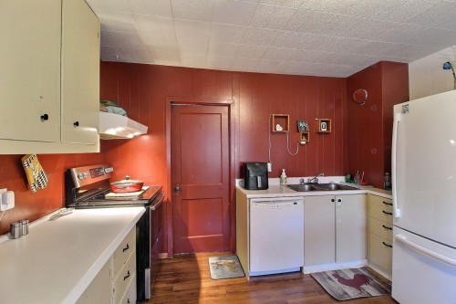 Cuisine - 1063  - 1070 2E Avenue, Val-D'Or, QC - Indoor Photo Showing Kitchen With Double Sink