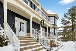 17Z Av. des Érables  Saint-Sauveur, QC J0R 1R4