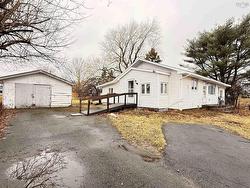 34 Poplar Street  Stellarton, NS B0K 1S0