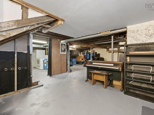 27 Back Lane, Terence Bay, NS 