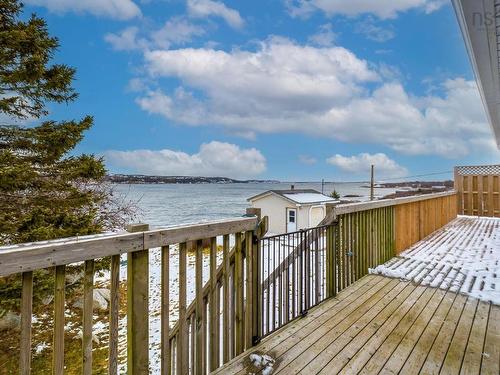 27 Back Lane, Terence Bay, NS 