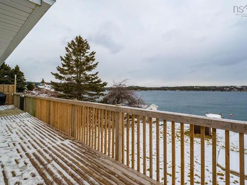 27 Back Lane, Terence Bay, NS 
