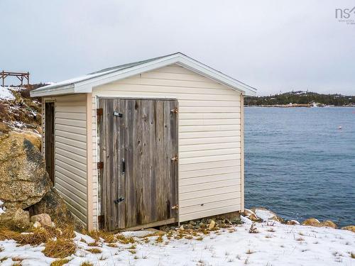 27 Back Lane, Terence Bay, NS 