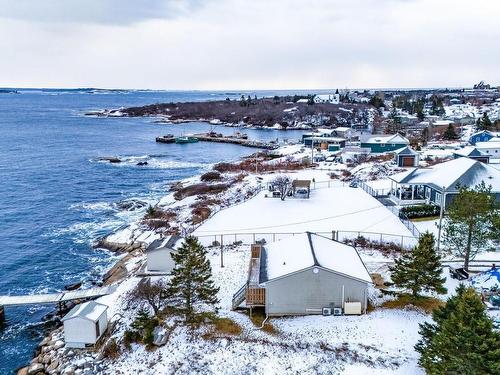 27 Back Lane, Terence Bay, NS 