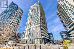 204 - 30 SAMUEL WOOD WAY  Toronto, ON M9B 1B1