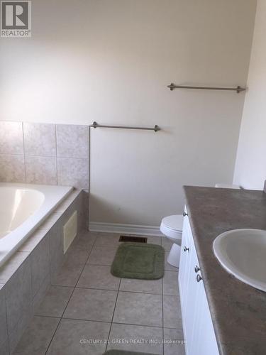 26 Garth Massey Drive, Cambridge, ON - Indoor Photo Showing Bathroom