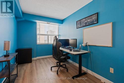 605 - 380 King Street, London East (East K), ON - Indoor Photo Showing Office