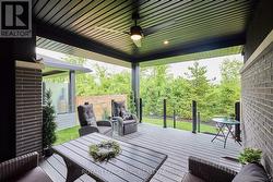 Gorgeous greenery in the warmer months - 