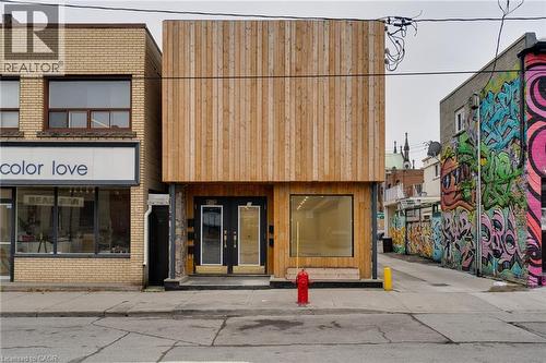 18 Barton Street E, Hamilton, ON - Outdoor