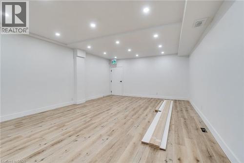 18 Barton Street E, Hamilton, ON - Indoor