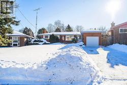 477 BRENTWOOD AVENUE  Oshawa, ON L1G 2S9